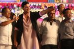 Akshay Kumar at Dussehra festival celebrations in Mumbai on 13th Oct 2013